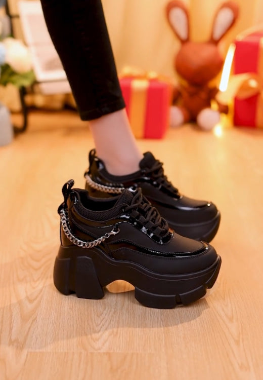 Women's shoes with high fashion style, leisure and high quality