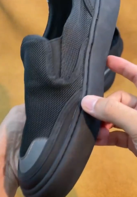 Men's lightweight casual mesh breathable shoes