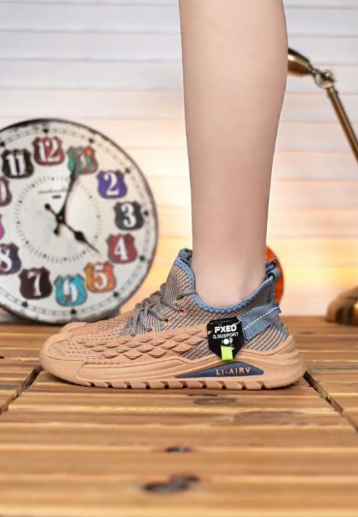 New mesh shoes sports running leisure deodorant shoes