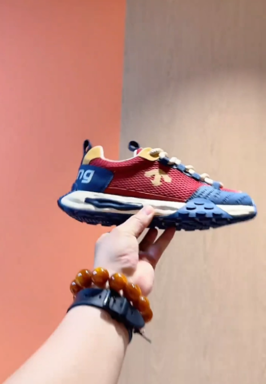 2025 new summer color matching thick soled fashion casual shoes