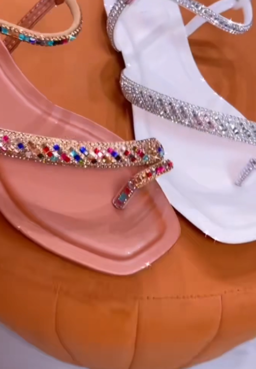 Elegant colorful diamond toe sandals