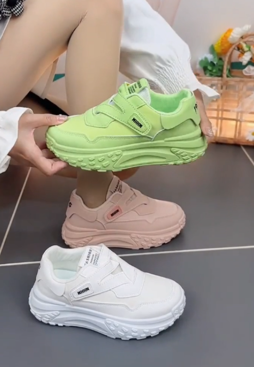 Macaroon color sports casual shoes in summer