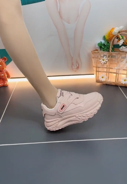 Macaroon color sports casual shoes in summer