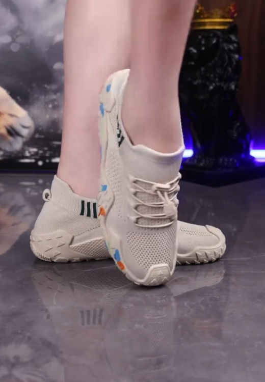 Men's white socks casual shoes