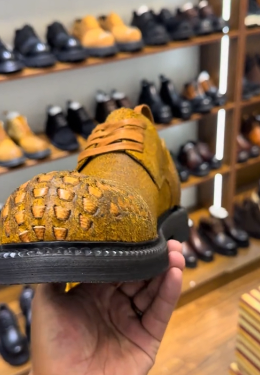 Men's woven mesh leather shoes