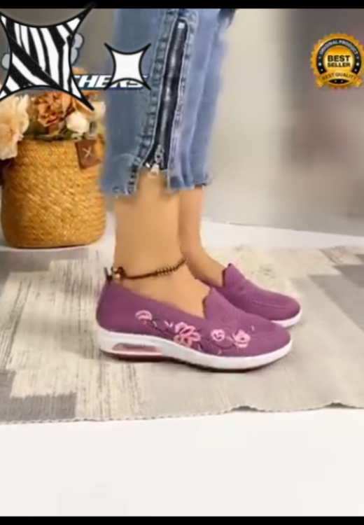 Women's embroidered leisure walking shoes