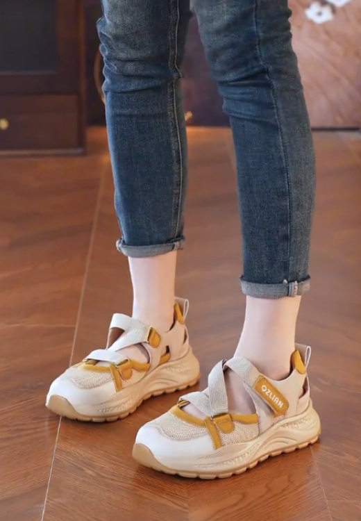 Yellow stitching casual sandals in hook and loop