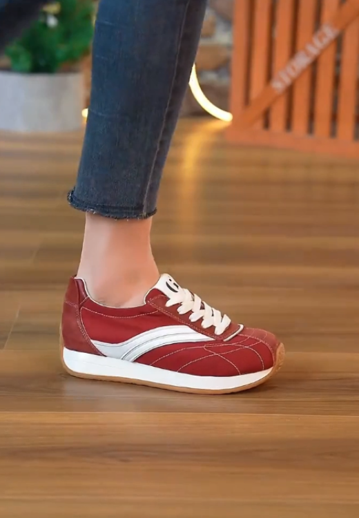 Women's red white striped stitching casual shoes