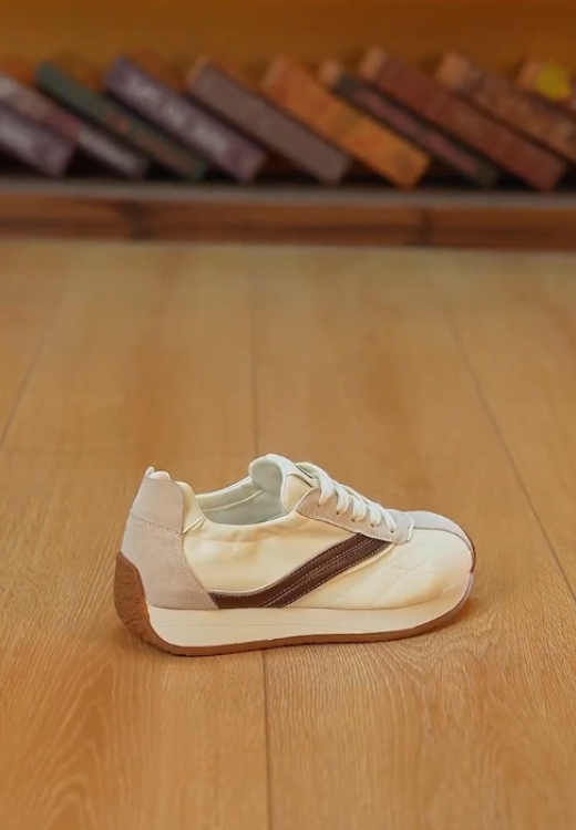 Women's G letter logo white casual shoes