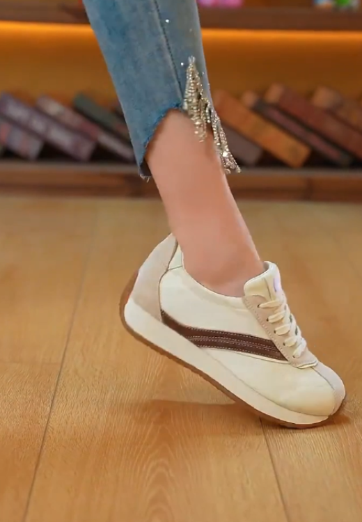 Women's G letter logo white casual shoes