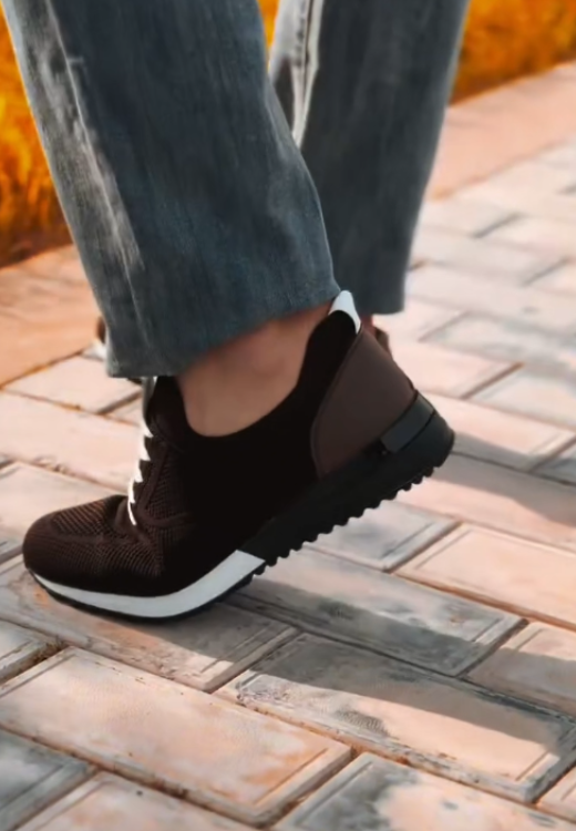 Men's black casual breathable shoes