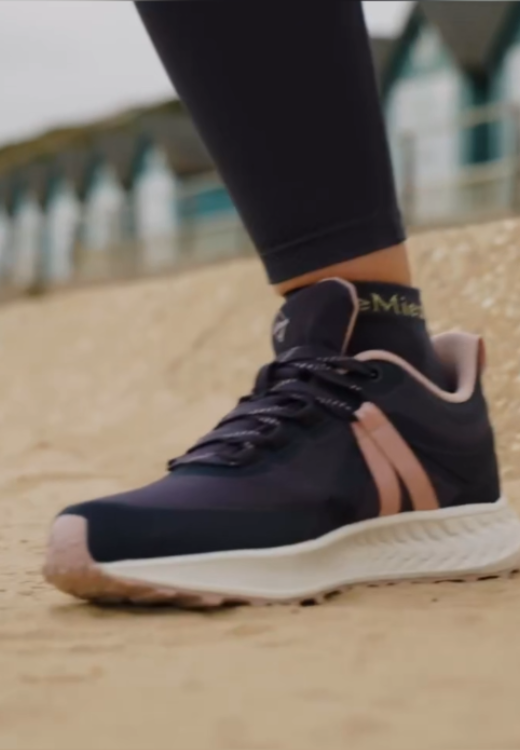 Women's water blue stitching sneakers