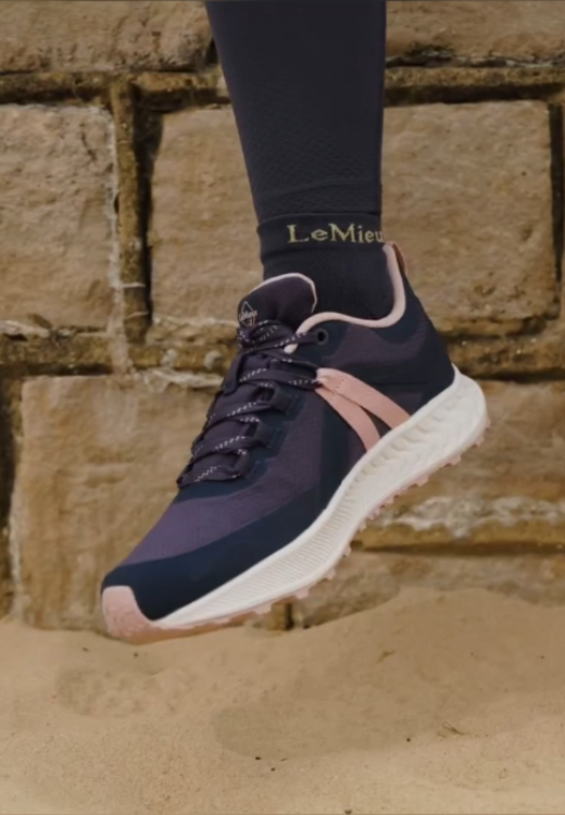 Women's water blue stitching sneakers