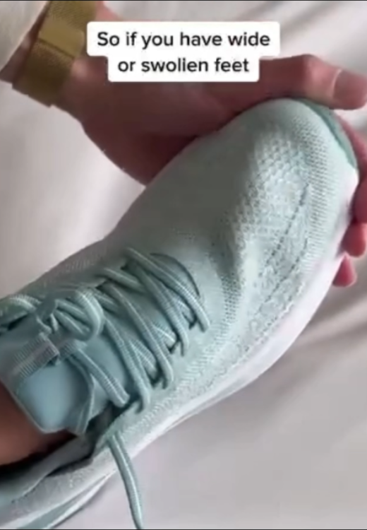 Mint green mesh breathable casual shoes