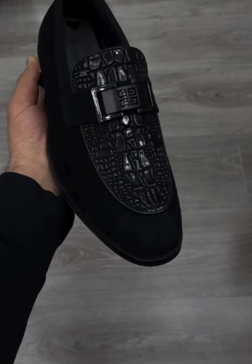 Men's black glossy crocodile stitching casual shoes