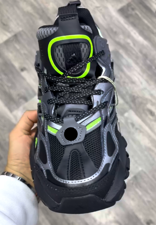 Fluorescent green design black heightening casual sports shoes