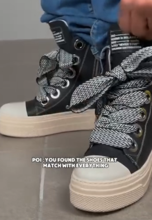 Fashionable black leather high-top canvas shoes