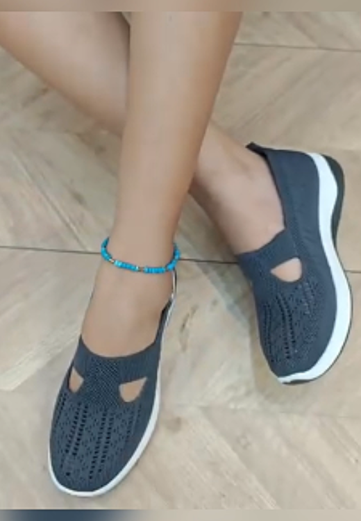 Women's multicolor woven casual shoes