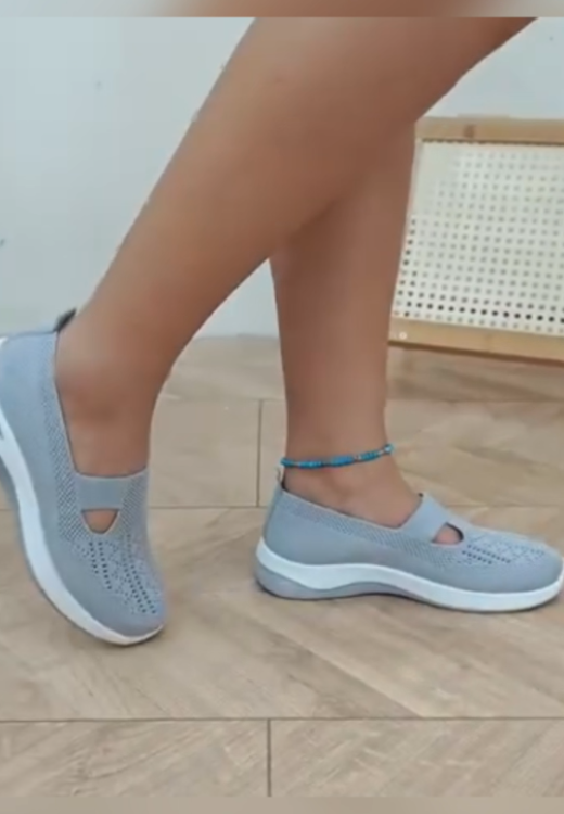 Women's multicolor woven casual shoes