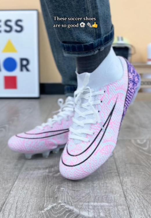 Men's fashion pink purple football shoes