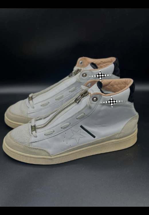 Men's white light casual shoes