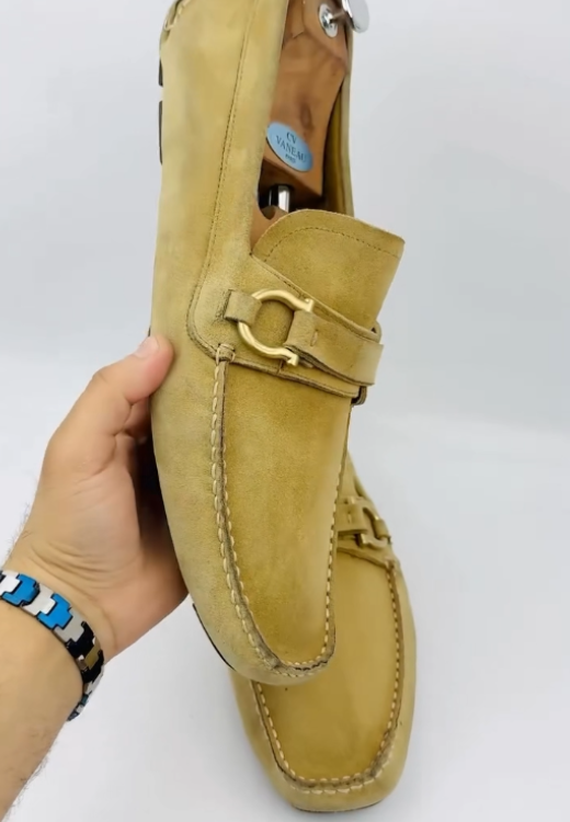 Men's classic metal buckle casual leather shoes