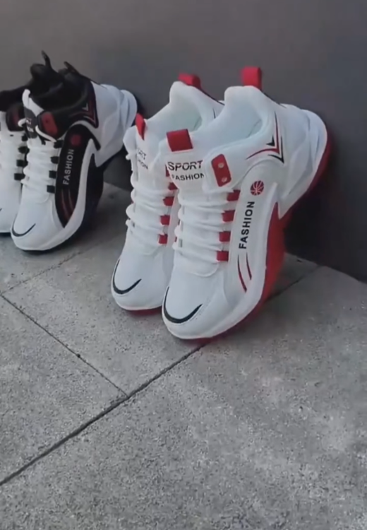 High top color matching basketball shoes