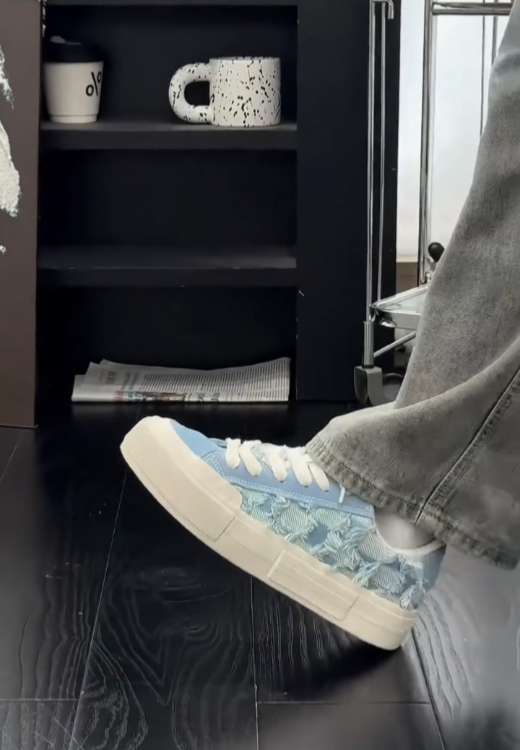 Blue plaid denim canvas pedal