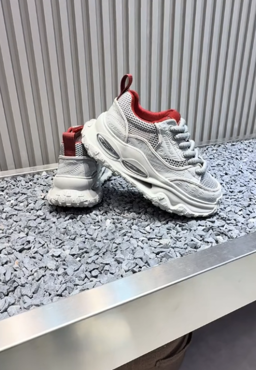 Grey mesh raised air cushion casual shoes