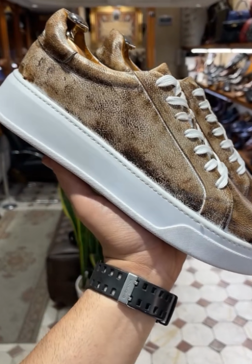 Men's crocodile print casual shoes