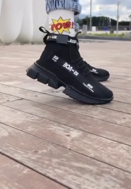 Black mesh top breathable unique design casual shoes