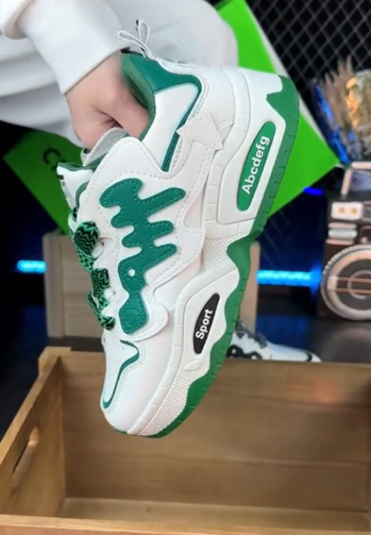 Men's green letter heightening sneakers