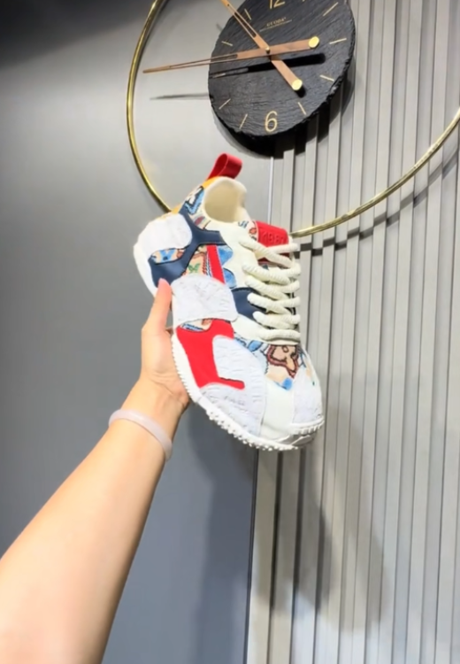 Men's embroidered collage sneakers