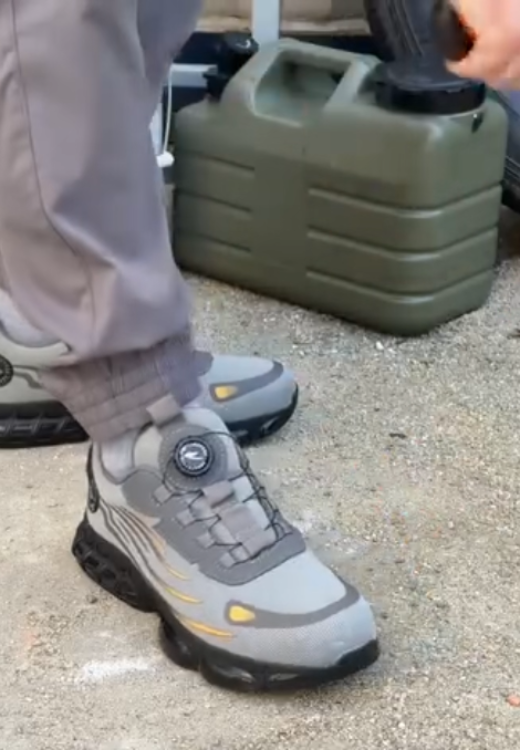 Men's grey knob air cushion safety shoes