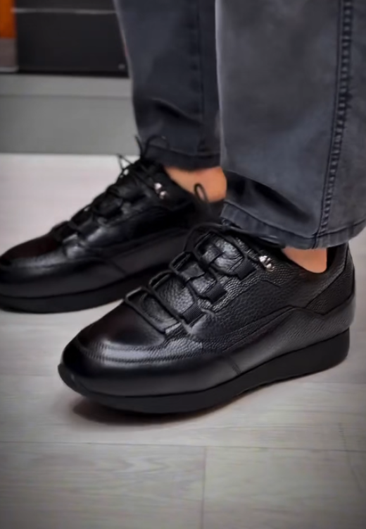 Men's high-quality black waterproof casual shoes