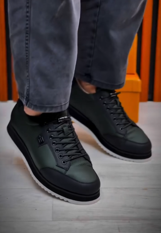 Men's dark green letters exquisite leather casual shoes