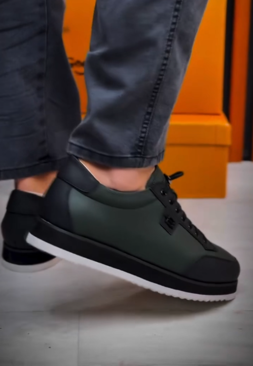 Men's dark green letters exquisite leather casual shoes