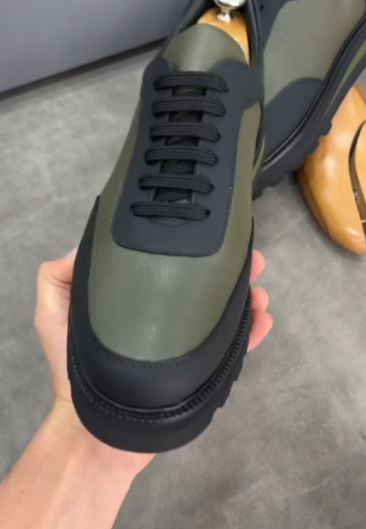 Multicolor stitching casual shoes