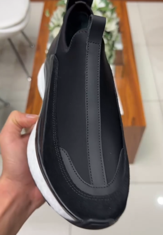 Men's high-quality casual jogging shoes without shoelaces