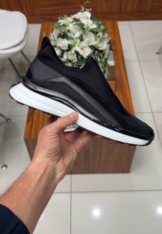 Men's high-quality casual jogging shoes without shoelaces