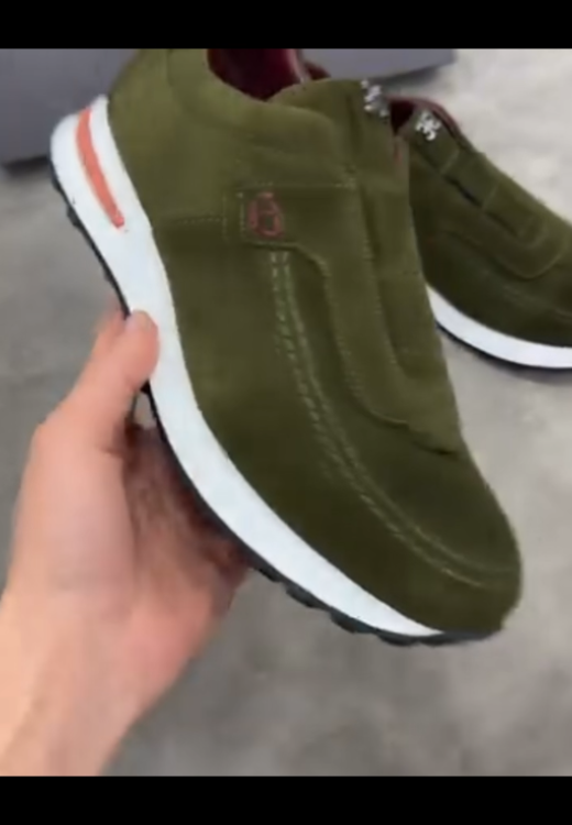 Solid color soft and high quality leisure sports shoes