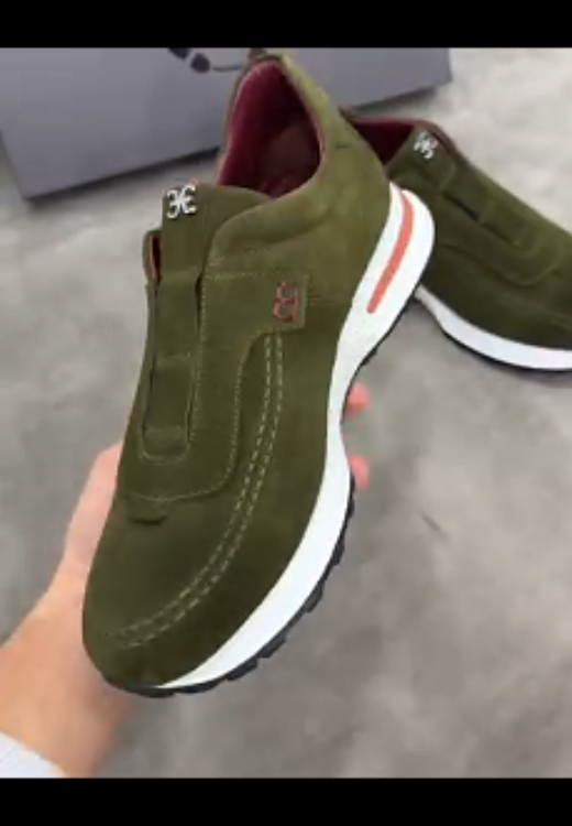 Solid color soft and high quality leisure sports shoes