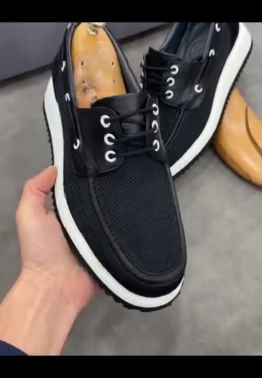 Men's solid color breathable and comfortable casual shoes