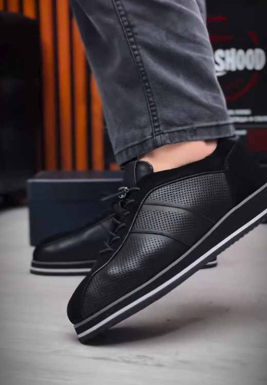Men's mesh breathable black casual shoes