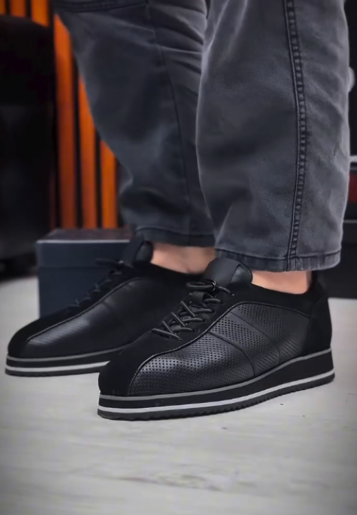 Men's mesh breathable black casual shoes