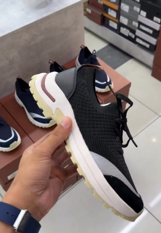 Men's knitted mesh sneakers