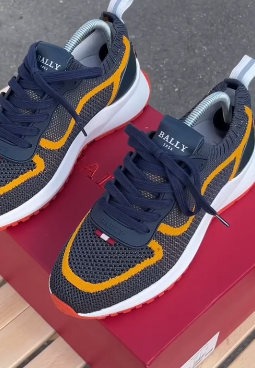 Men's blue mesh yellow streamline sneakers