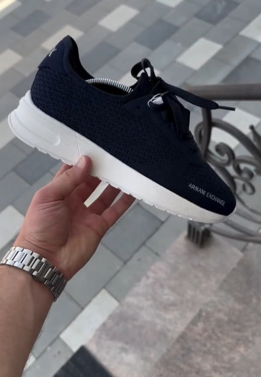 Men's mesh breathable grey casual sports shoes