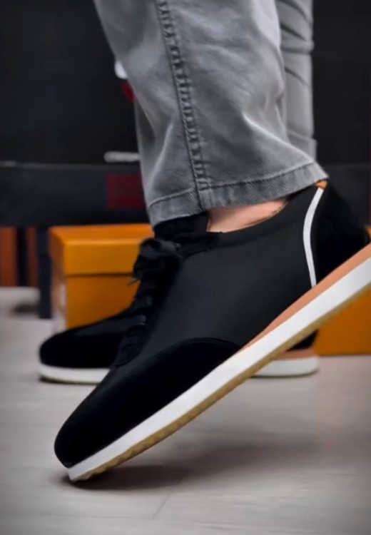 Men's black casual sports shoes