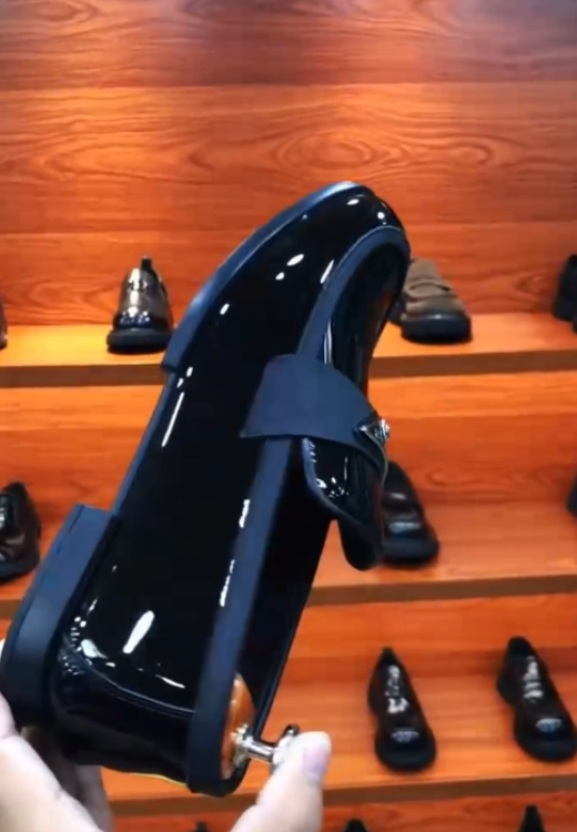 Men's high-quality leather shoes